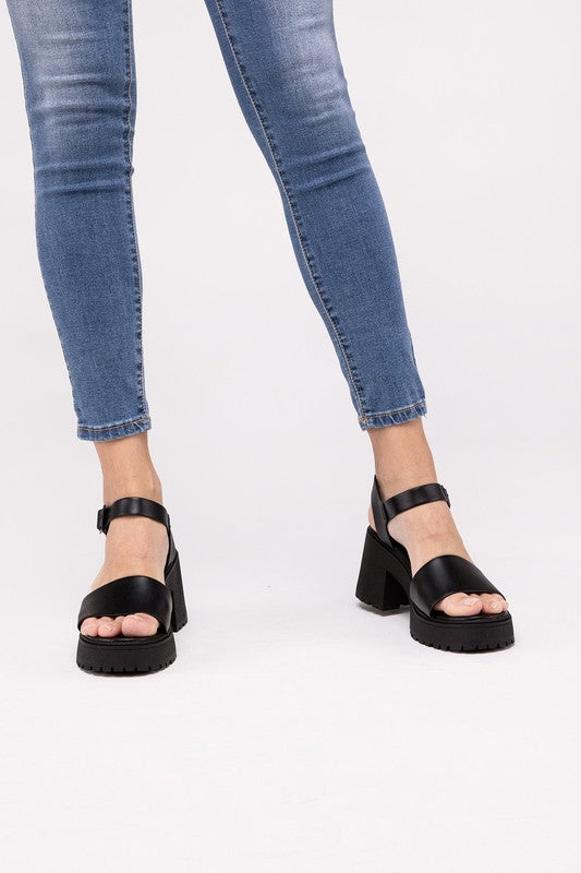 BOOMER-S Platform Heel Sandals