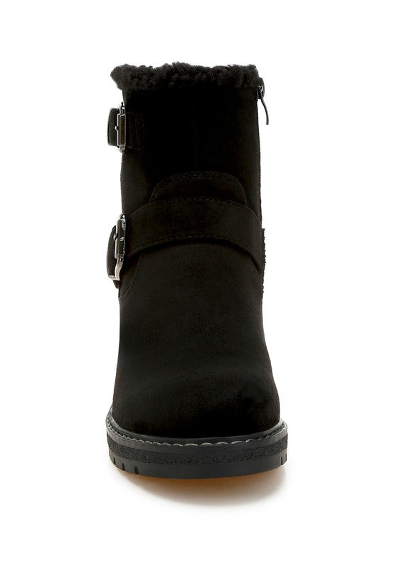 Big horn Faux Fur Harness Boots