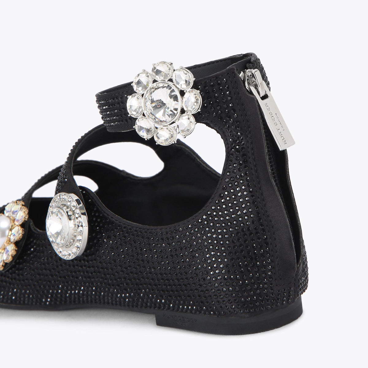 Ornate Gladiator Ballet — Black Crystal Flat, detail