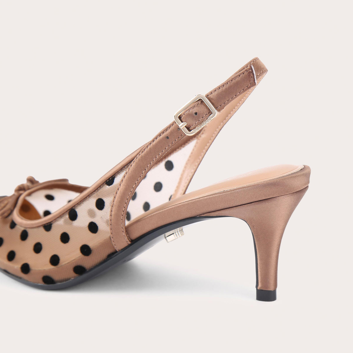 Positano Sling Low — Nude Polka Dot Slingback Heel, detail