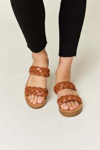 Wild diva online sandals